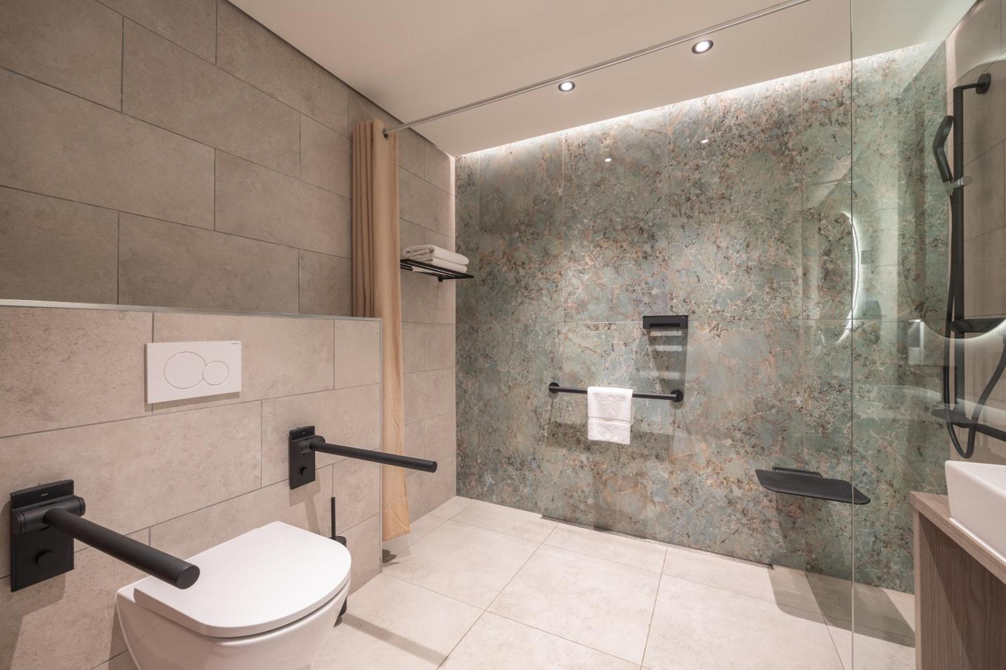 Dolphin Suites & Wellness Curacao Willemstad Extérieur photo