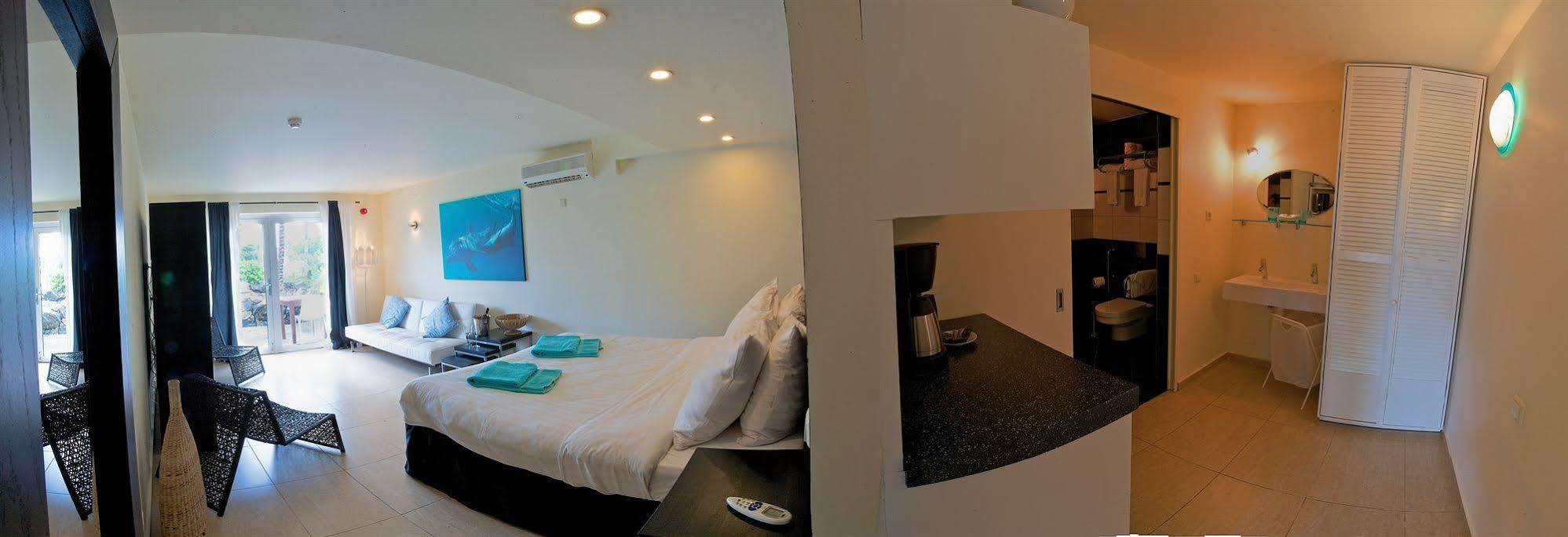 Dolphin Suites & Wellness Curacao Willemstad Chambre photo